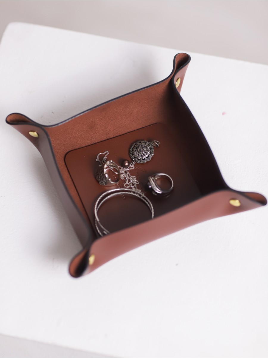 Органайзер на стол цвет коньячный 